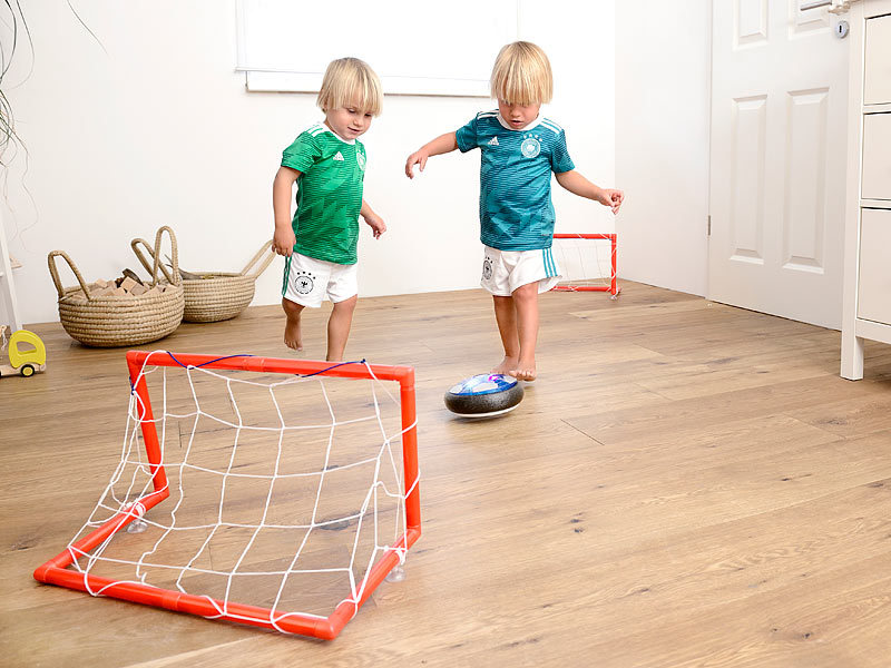 Playtastic Air Fußball: Schwebender Luftkissen-Indoor-Fußball, Möbelschutz,  Farb-LEDs, 2er-Set (Hover Fußbälle)